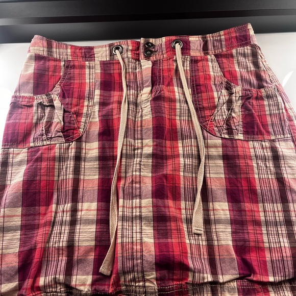 Denver Hayes Red and White Plaid Cargo Skirt - Picture 1 of 5